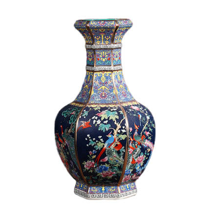 Jahrriesnge porcelain of outline in gold vase cna0890 